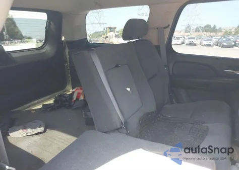 2009 Chevrolet Tahoe Ls z USA, uszkodzony, nr VIN 1GNFK13009R253552